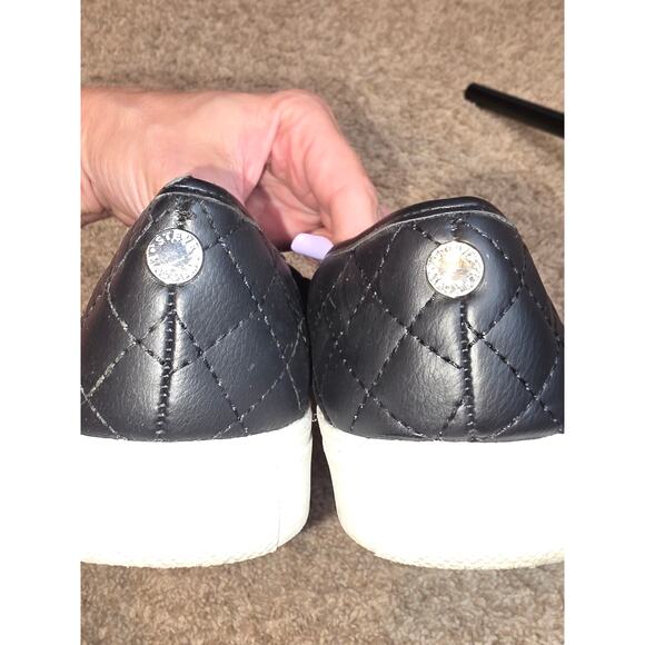 EUC Steve Madden black cross stich, slip on endell sneakers sz 9 - Picture 3 of 10